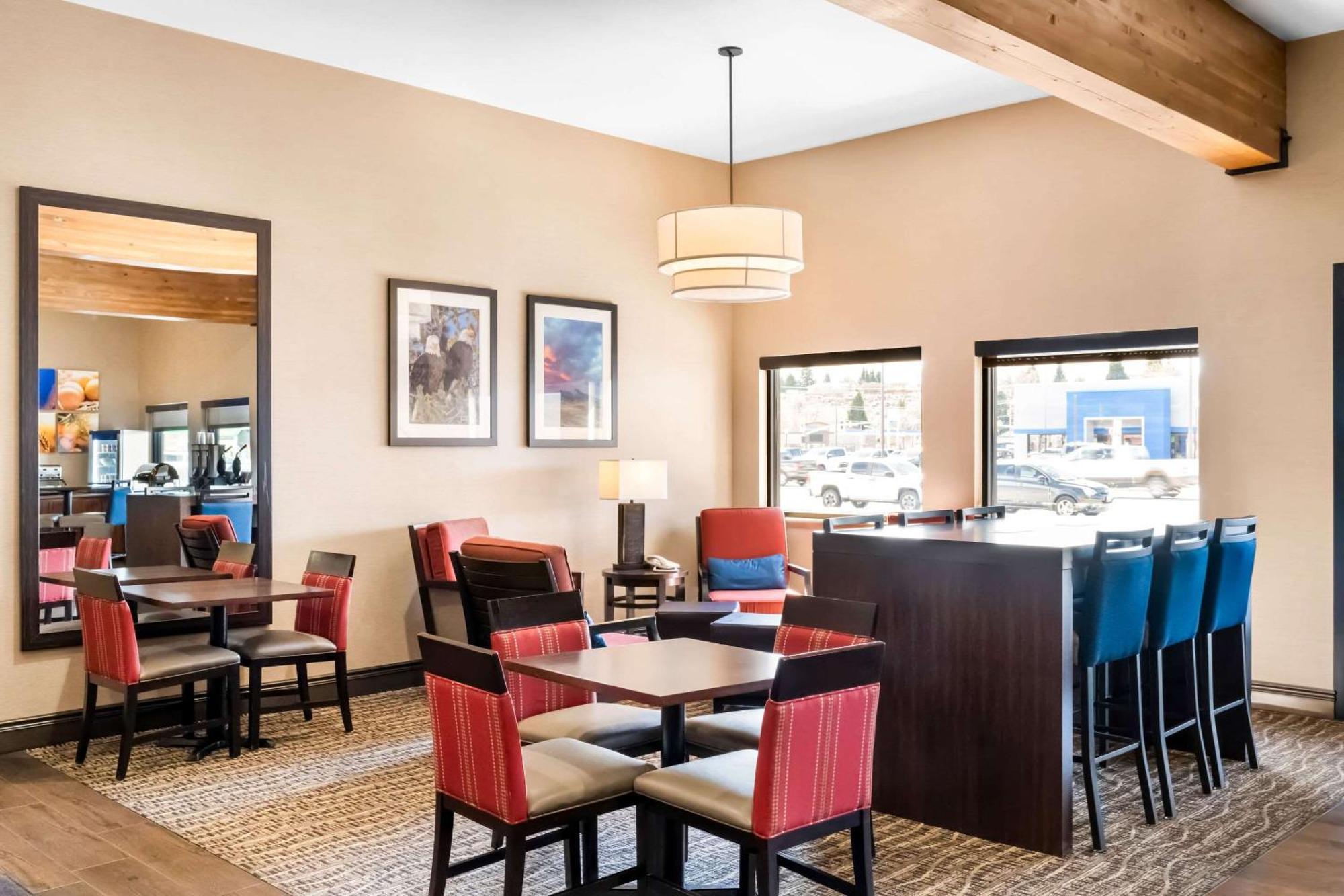 Comfort Inn At Buffalo Bill Village Resort Cody Exteriör bild