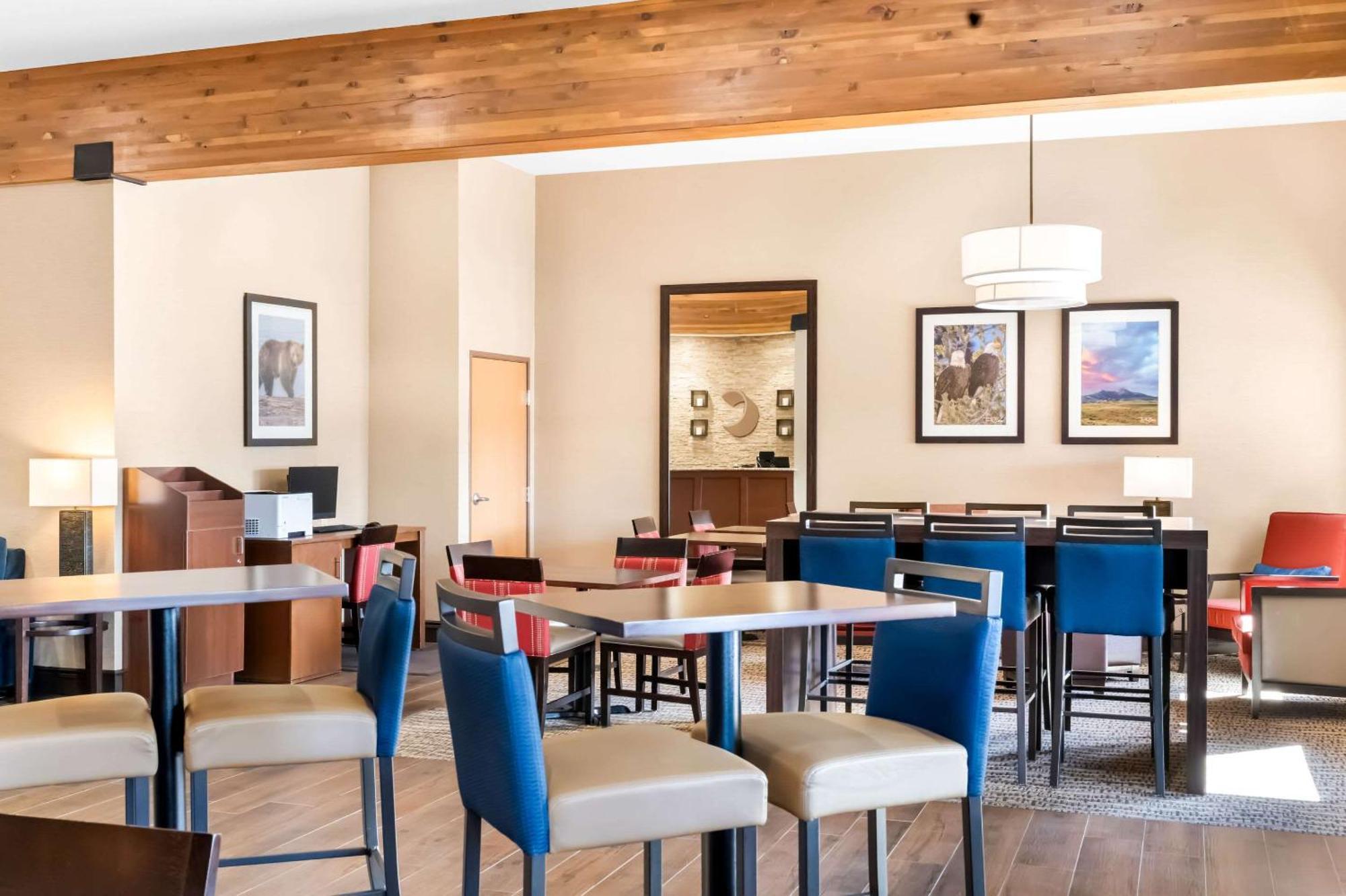 Comfort Inn At Buffalo Bill Village Resort Cody Exteriör bild
